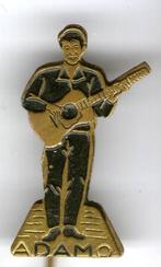 ADAMO staand zwart op koper zanger speldje ( R_008 ), Verzamelen, Speldjes, Pins en Buttons, Verzenden, Nieuw, Figuurtje, Speldje of Pin
