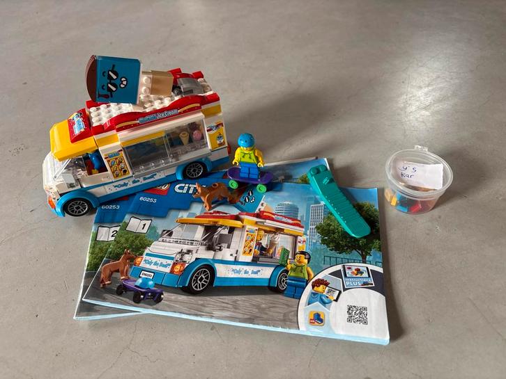 LEGO City IJsco Kar 60253, Kinderen en Baby's, Speelgoed | Duplo en Lego, Zo goed als nieuw, Lego, Complete set, Ophalen of Verzenden