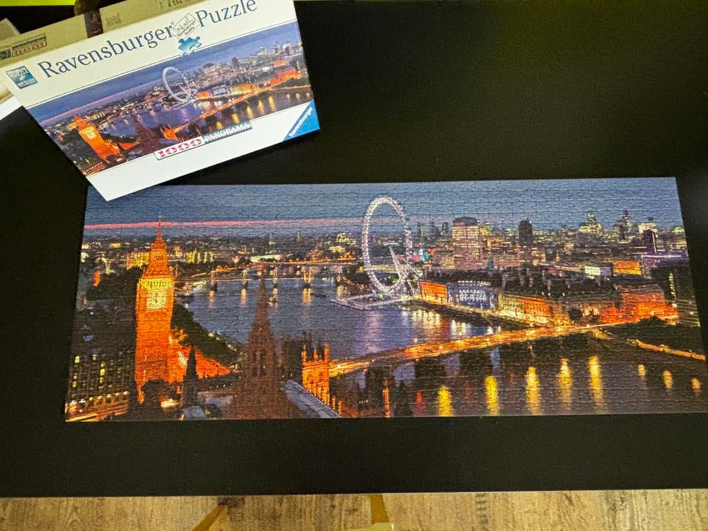Panorama puzzel van London 1000 stukjes, Ophalen of Verzenden, 500 t/m 1500 stukjes, Zo goed als nieuw, Legpuzzel