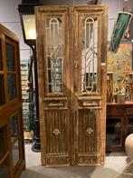 Antieke dubbele deur met fraai smeedijzer., Huis en Inrichting, Woonaccessoires | Overige, Ophalen of Verzenden
