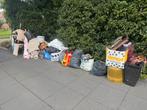 GRATIS afhalen kleding en meubels, Diversen, Ophalen, Zo goed als nieuw