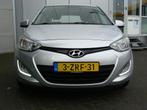 Hyundai i20 1.2i i-Deal, Auto's, Hyundai, Origineel Nederlands, Te koop, Zilver of Grijs, 5 stoelen