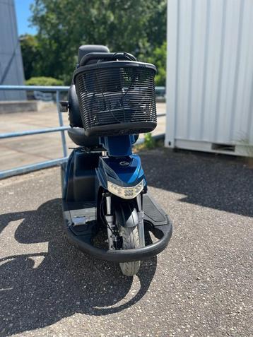 Sterling XS Plus met voetgas  beschikbaar voor biedingen