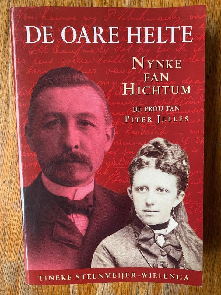 De oare helte - Tineke Steenmeijer-Wielenga, Boeken, Streekboeken en Streekromans, Zo goed als nieuw, Friesland, Ophalen of Verzenden