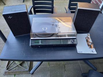 Philips grammofoon-radio (pick-up) type 22RH852 uit 1975 beschikbaar voor biedingen