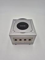Nintendo Gamecube Zilver met aansluitmateriaal, 1 speler, Verzenden, Vanaf 3 jaar