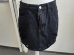 ZWART JEANS ROKJE, MAAT S, Kleding | Dames, Rokken, Ophalen of Verzenden, Gedragen, Zwart, Boven de knie