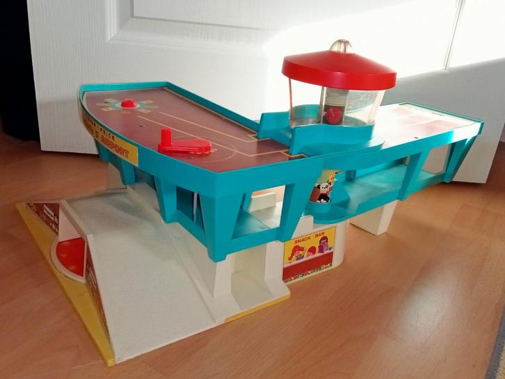 Vintage vliegveld Fisher Price, Kinderen en Baby's, Speelgoed | Fisher-Price, Gebruikt, Speelset, Ophalen of Verzenden