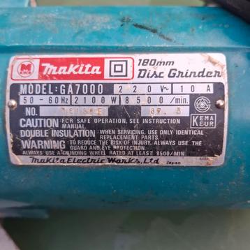 Makita GA7000 180mm Haakse Slijper beschikbaar voor biedingen