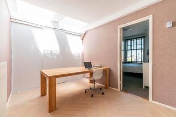 Mooie zware eikenhouten tafel verlengbaar beschikbaar voor biedingen