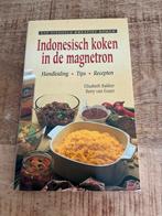Berty Essen - Indonesisch koken in de magnetron, Boeken, Kookboeken, Ophalen, Gelezen, Berty Essen; Esther Bakker