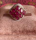 Gouden ring met robijnen maat 18, Sieraden, Tassen en Uiterlijk, Ringen, 18 tot 19, Ophalen of Verzenden, Zo goed als nieuw, Dame