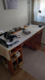 Gratis af te halen grenen bureau, Huis en Inrichting, Ophalen, Gebruikt, Bureau