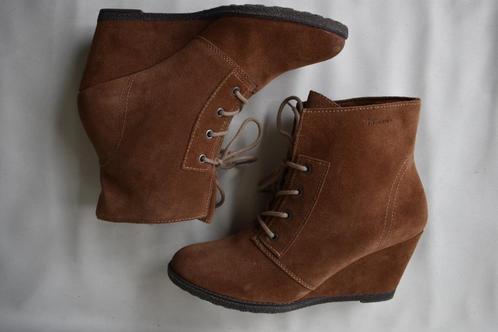 Mei'25 TAMARIS maat 40 lederen en gevoerde laarzen ZGAN, Kleding | Dames, Schoenen, Zo goed als nieuw, Lage of Enkellaarzen, Ophalen of Verzenden
