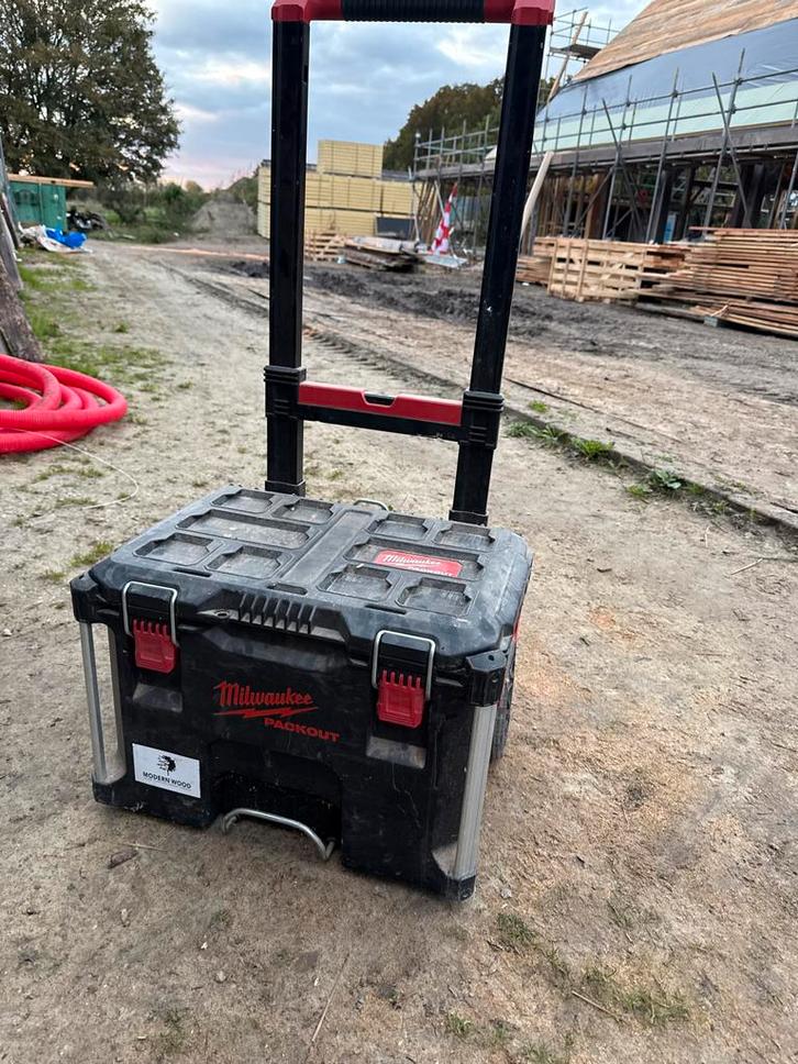 Milwaukee Packout Trolley - Gereedschapskist met wielen, Doe-het-zelf en Verbouw, Gereedschapskisten, Gebruikt, Ophalen of Verzenden
