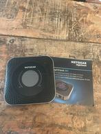 Nighthawk M1 4G LTE mobiele router MR1100, Computers en Software, Routers en Modems, Ophalen of Verzenden, Zo goed als nieuw, Router met modem