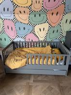 Petite Amelie Peuterbed Plume 140x70 Grijs, 70 tot 85 cm, 140 tot 160 cm, Zo goed als nieuw, Ophalen