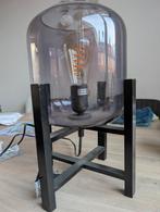 Glazen tafellamp met houten voet, 50 tot 75 cm, Ophalen of Verzenden, Zo goed als nieuw, Modern