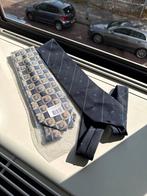 Twee nette stropdassen, Ophalen of Verzenden, Zo goed als nieuw, Blauw, Met patroon