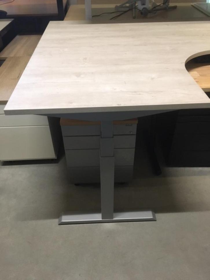 Hoek Bureaus, Huis en Inrichting, Bureaus, Gebruikt, Bureau, In hoogte verstelbaar, Ophalen