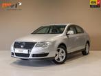 Volkswagen Passat 2.0 FSI Comfortline Business / 150pk / Tre, Voorwielaandrijving, Gebruikt, Zwart, 4 cilinders