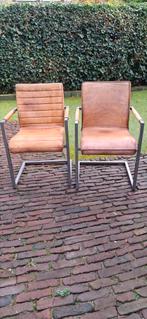 Twee leren stoelen, Ophalen, Zo goed als nieuw, Twee