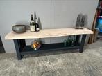 Stoere sidetable met massief boomstam blad, Ophalen, Zo goed als nieuw, 25 tot 50 cm, Rechthoekig