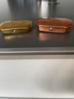 Geel en rood koperen tabaksdoos, Antiek en Kunst, Antiek | Koper en Brons, Ophalen of Verzenden, Koper