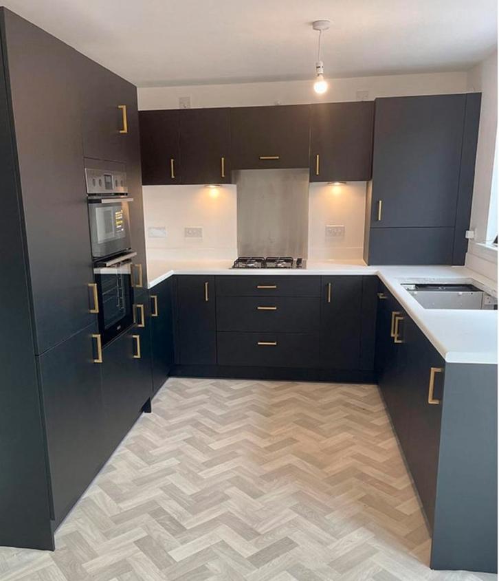 Keuken wrappen- Wil jij je keuken laten wrappen? bericht ons, Huis en Inrichting, Keuken | Complete keukens, Nieuw, Ophalen