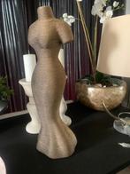 Mooi beeld dame 63 cm hoog op, Antiek en Kunst, Kunst | Beelden en Houtsnijwerken, Ophalen of Verzenden
