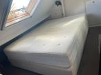 Boxspring 160x200 IKEA, in nog hele goede staat, Huis en Inrichting, Ophalen, Beige, Tweepersoons, Zo goed als nieuw