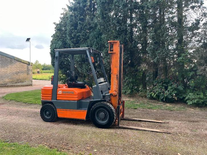 Heftrucks Diesel LPG Benzine 1.5-3T Linde Komatsu Toyota etc, Zakelijke goederen, Machines en Bouw | Heftrucks en Intern transport