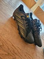 Adidas Voetbalschoenen - Maat 40.5, Maat XS of kleiner, Ophalen of Verzenden, Zo goed als nieuw, Schoenen