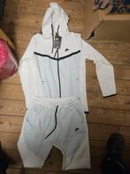 Nieuw Nike Tech Fleece Pak - Maat S, Kleding | Heren, Sportkleding, Ophalen of Verzenden, Nieuw, Maat 46 (S) of kleiner, Nike
