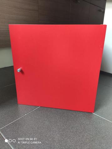 Kallax inzet met deur ( vaste inzet +deur) rood/ wit beschikbaar voor biedingen