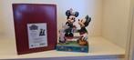 Disney Traditions mickey en Minnie, Verzamelen, Ophalen of Verzenden, Mickey Mouse, Zo goed als nieuw, Beeldje of Figuurtje