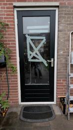 Gratis hardhouten achterdeur met kapot glas - 83x211 cm, Ophalen, Gebruikt, Buitendeur, 200 tot 215 cm