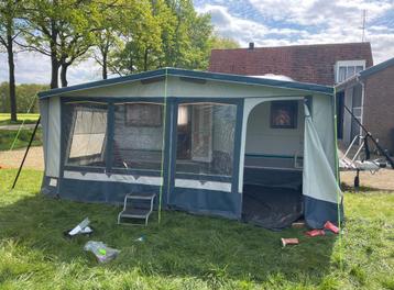 Voortent maat 11, gratis beschikbaar voor biedingen