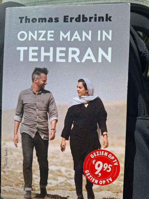 Thomas Erdbrink - Onze man in Teheran, Boeken, Essays, Columns en Interviews, Zo goed als nieuw, Ophalen of Verzenden