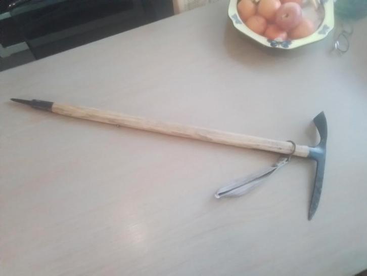 Hele oude ijspickel, 86 cm, Antiek en Kunst, Antiek | Overige Antiek, Ophalen of Verzenden