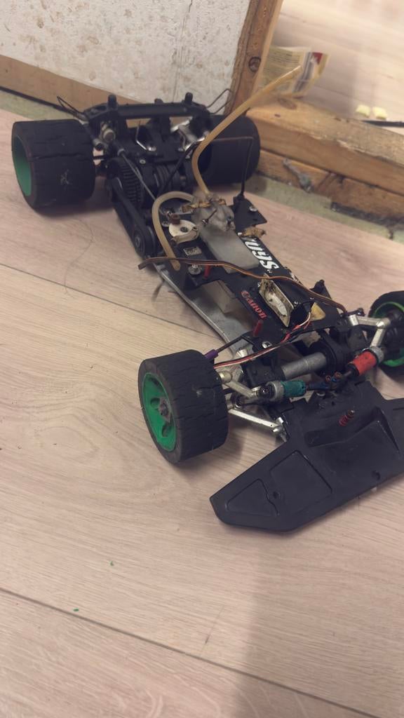 Rc serpent tekoop, Hobby en Vrije tijd, Modelbouw | Radiografisch | Auto's, Ophalen