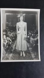 Mode foto's, Verzamelen, Foto's en Prenten, Foto, Nieuw, Ophalen of Verzenden, Voor 1940