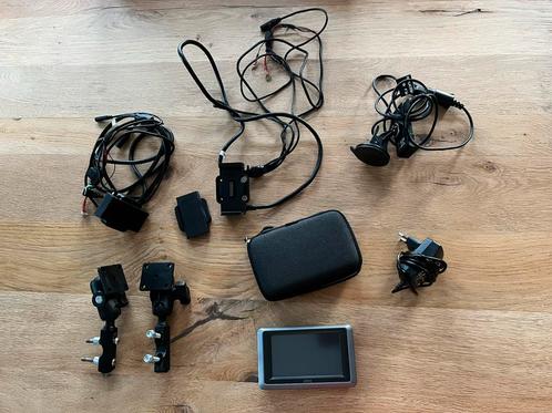 Garmin Zumo 660 met hoesje, compleet met 2 motorsteunen, Motoren, Accessoires | Navigatiesystemen, Gebruikt, Ophalen