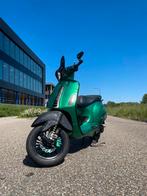 Vespa sprint 4t 4v, Ophalen, Overige modellen, Maximaal 45 km/u, Zo goed als nieuw