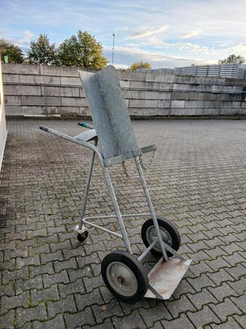 Gasflessenwagen voor gas en zuurstof flessen gegalvaniseerd beschikbaar voor biedingen