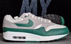 Nike air max 1 - essential evergreen aura (meerdere maten), 5431NV, Overige kleuren, TheSnkruncle, Verzenden
