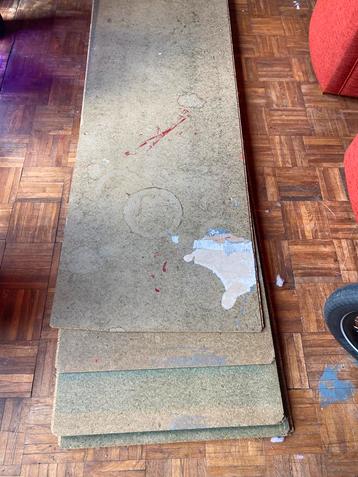 Constructie spaanplaat beschikbaar voor biedingen