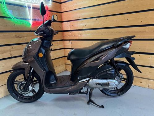 SYM Bromscooter Symphony SR (bj 2016), Fietsen en Brommers, Brommers | Overige merken, Gebruikt
