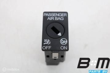 Raamschakelaar bijrijdersairbag Ocatavia 3 Combi FL beschikbaar voor biedingen