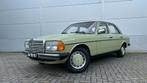 Mercedes-Benz 200 E, Nieuwstaat, 97.000 km, Auto's, Mercedes-Benz, 4 cilinders, 1395 kg, Leder en Stof, Handgeschakeld